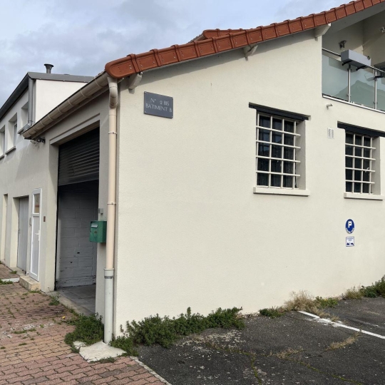 PASSION IMMO : Local / Bureau | LE PLESSIS-BOUCHARD (95130) | 120.00m2 | 1 800 € PASSION IMMO : Local / Bureau | LE PLESSIS-BOUCHARD (95130) | 120.00m2 | 1 800 €