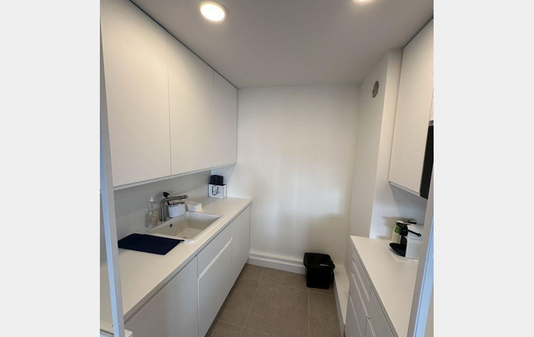 PASSION IMMO : Office | SURESNES (92150) | 76 m2 | 1 965 € 