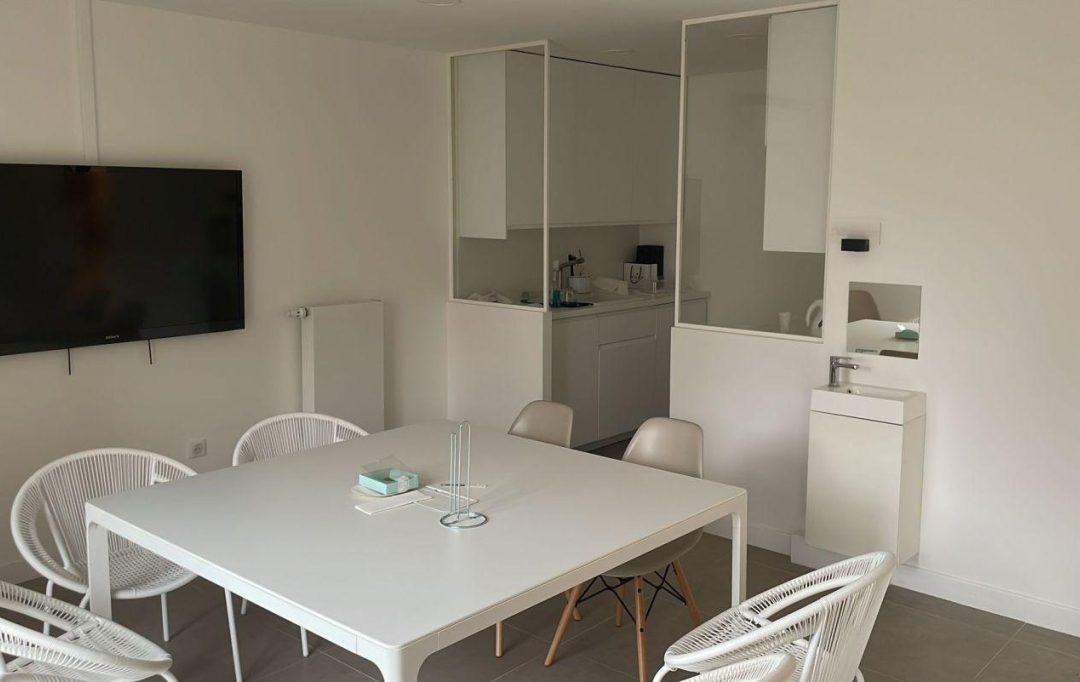 PASSION IMMO : Office | SURESNES (92150) | 76 m2 | 1 965 € 