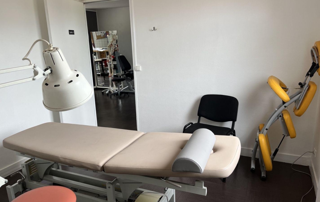 PASSION IMMO : Local / Bureau | HERBLAY (95220) | 174 m2 | 502 000 € 